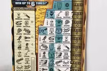 Mua xổ số 4 năm mới cào, cô gái nhận cái kết không thể tin nổi