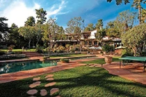 5 dinh thự và hàng nghìn mẫu đất trên khắp nước Mỹ của ông chủ Amazon