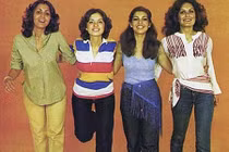 Ngỡ ngàng hình ảnh sành điệu gợi cảm của phụ nữ Iran từng có