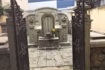 Khu mộ cổ của bá hộ giàu nhất Sài Gòn xưa