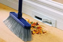 Nếu gia đình bạn quét nhà vào ngày đầu năm điều gì sẽ đến?