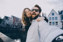 7 dấu hiệu cơ thể tiết lộ bạn đang yêu