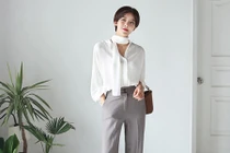 Cách diện sơ mi đẹp hết phần thiên hạ các nàng nên biết