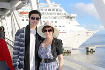 Chặng đường yêu dài 5 năm của Vũ Hoàng Việt và người tình hơn 30 tuổi