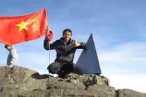 Cáp treo Fansipan và chuyến vượt rừng kỷ lục