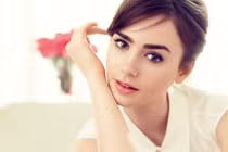 7 dấu hiệu lộ rõ trên mặt của người phụ nữ có tiền, có tài