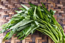 Nhìn 5 giây biết rau muống tắm hóa chất, để ý là nhận ra ngay!