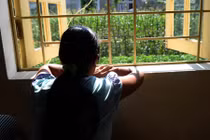 Chuyện sa cơ nơi xứ người của những thiếu nữ Miền Tây