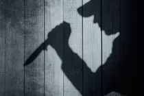 Video: Xuống tay tàn độc với người thân vì tiền