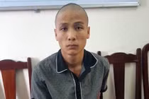 Người đàn bà cô đơn sập bẫy tình của gã thợ xây kém gần 20 tuổi