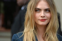 Ngẩn người 10 sao nữ quyến rũ nhất thế giới năm 2017