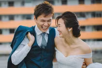 Video: Vì sao giới trẻ Singapore sẵn sàng vay mượn làm đám cưới hoành tráng