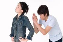 Những hành động "không thể hiểu nổi" khi phụ nữ ghen tuông