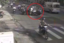 Dàn cảnh "lột" tài sản trắng trợn ngay giữa ban ngày