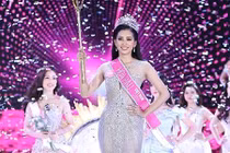 Video: Xem lại phần thi ứng xử của tân hoa hậu Trần Tiểu Vy