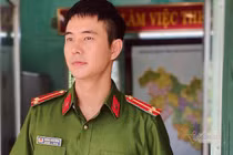 Công an Đông "Phố trong làng" bật mí về bà xã là MC nổi tiếng VTV