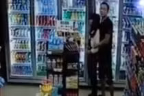 Video: Khoảnh khắc đặc nhiệm TQ bắn chết kẻ cầm dao kề cổ con tin