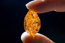 Lóa mắt trước những viên kim cương đẹp và đắt nhất thế giới