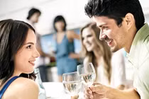 Chồng ngoại tình, vợ bầu chỉ nhắn một tin khiến anh chạy vội về nhà