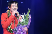 Cuộc đời chìm nổi vì chữ tiền của “ông hoàng nhạc sến” Tuấn Vũ