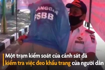 Video: Không mang khẩu trang, người dân bị phạt quét rác