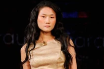 Chân dung người mẫu Việt trên sàn catwalk danh giá nhất thế giới