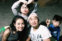 Ca sĩ Anh Tuấn MTV khoe "xế sang" vợ tặng Noel và sự thật "đắng"