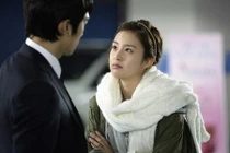 Chàng rể tỉnh lẻ phải nhịn mẹ vợ vì sống kiếp "chó chui gầm chạn"