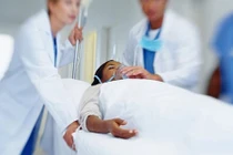 Ung thư vì làm "chuyện ấy" trước 18 tuổi?