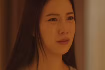 Sinh con xong, một năm sau tôi mới dám ôm con về nhà chồng