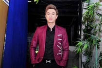 Bị tố lấy cắp iPhone 5, ca sĩ Hồ Việt Trung phẫn nộ