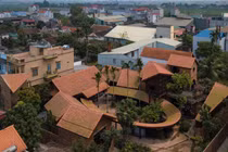 Ngôi nhà như một làng cổ thu nhỏ ở ngoại thành Hà Nội