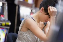 Chồng ngoại tình rồi chê vợ không biết chiều chuộng