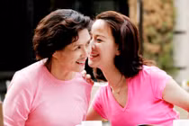 Con dâu sau sinh bỗng dở chứng hỗn với mẹ chồng