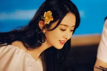 Cuộc sống sau ly hôn của Triệu Lệ Dĩnh