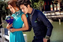 Nhìn thấy bóng dáng mẹ người yêu trái tim tôi bỗng dưng hóa đá