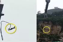 Trung Quốc: Chơi trò mạo hiểm, thiếu nữ suýt chết