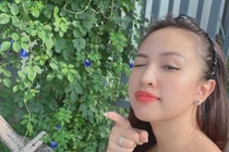 Vân Hugo, Vy Oanh phản ứng ra sao khi có người hái trộm hoa nhà mình?