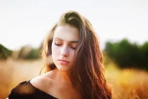 Video: Phụ nữ đừng khóc vì một người đã bỏ ta đi