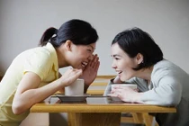 Muốn giữ chồng, phụ nữ chớ dại khoe điều này lên MXH