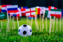 Nở rộ dịch vụ thuê người làm việc hộ để ở nhà xem World Cup