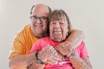 Người phụ nữ có hàng ngàn khối u mọc trên người tìm được hạnh phúc