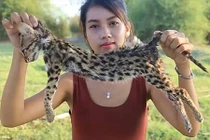 Cô gái Campuchia bị bắt vì giết động vật hoang dã rồi nấu ăn