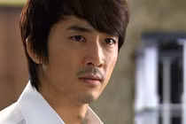 Chết điếng vợ trẻ ngoại tình với sếp già