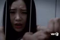 Dân mạng chỉ trích cảnh Quỳnh Kool bị tét mông bạo lực