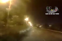 Video: Ngang nhiên "hành tẩu" ngược chiều trên quốc lộ và cái kết