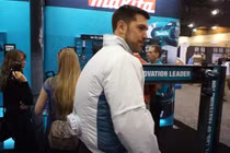 Video: Phát minh dị của người Nhật - 'điều hòa di động', chống nóng mọi nơi