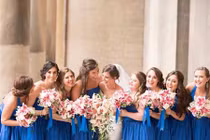 Cô dâu đánh đập phù dâu vì phát hiện ra điều bất ngờ này