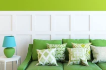 Phòng khách đẹp táo bạo đón năm mới với ý tưởng sơn màu đậm