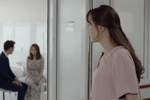 Phát hiện chồng trăng hoa, giả dối từ một vật không ngờ